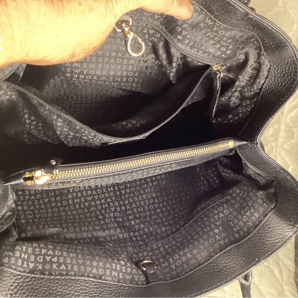 Kate Spade large black pebbled leather shoulder bag with gold hardware - Picture 4 of 9